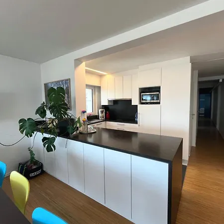 Stylish 3-bedroom With Panoramic Sea View T152 Apartment