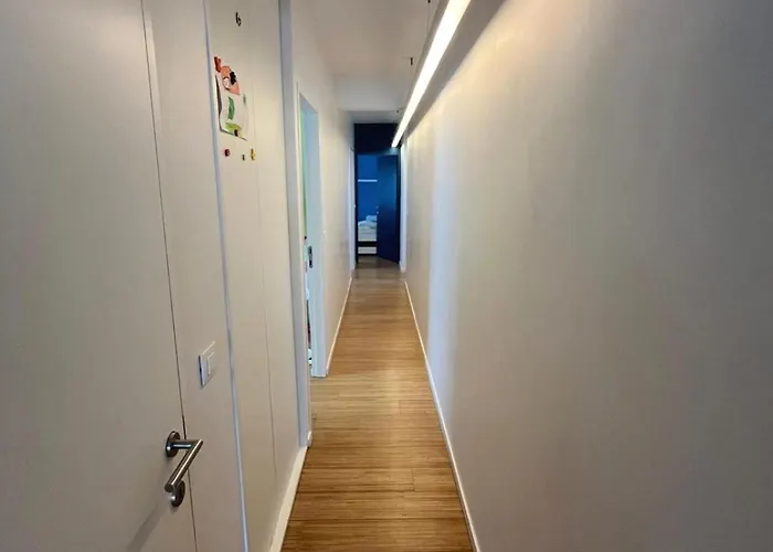 Stylish 3-bedroom With Panoramic Sea View T152 Apartment